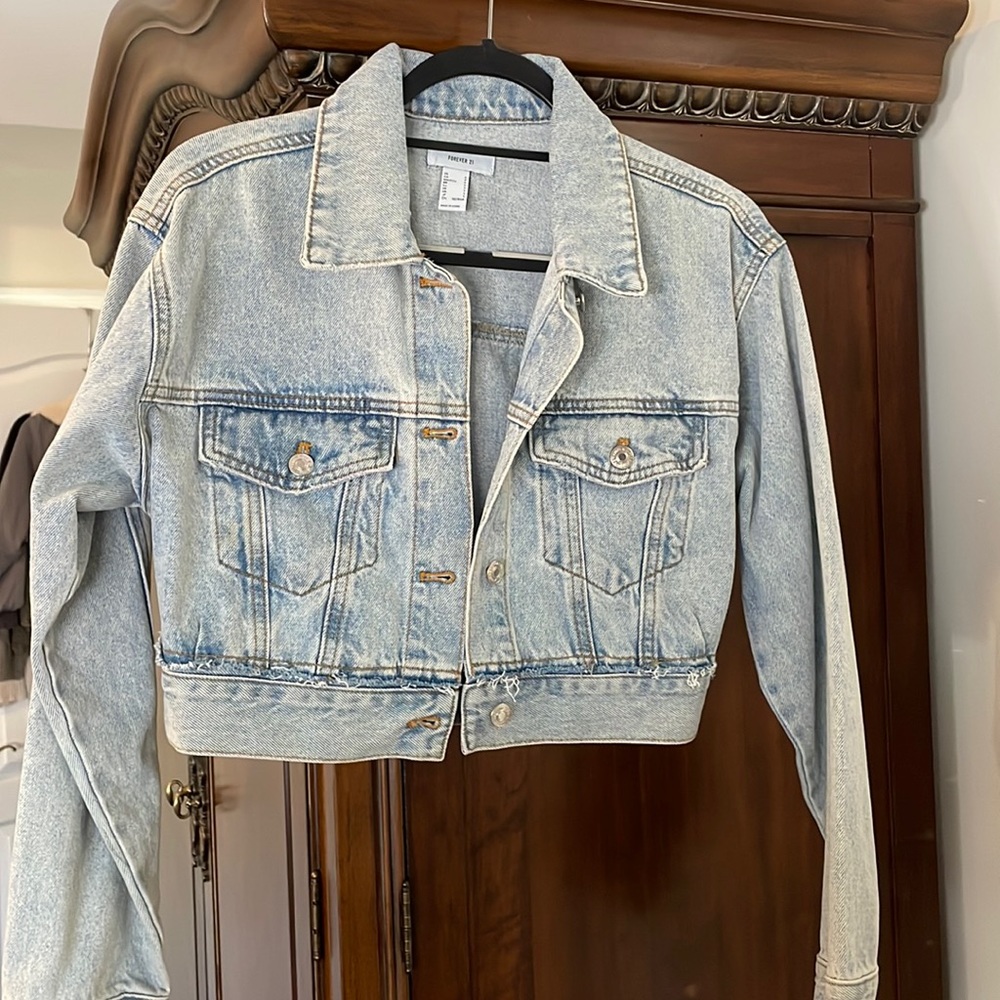 Women’s jean jacket